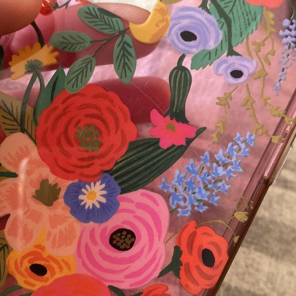 Floral phone case I phone 11 - Picture 3 of 3